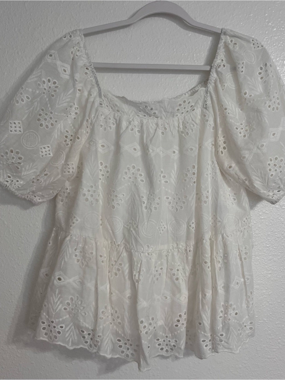 White Eyelet Puff-Sleeve Peasant Blouse Embroidered Babydoll Cotton Coquette SzM